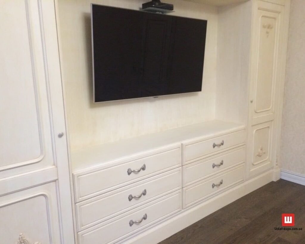 мебель из дерева в спальню