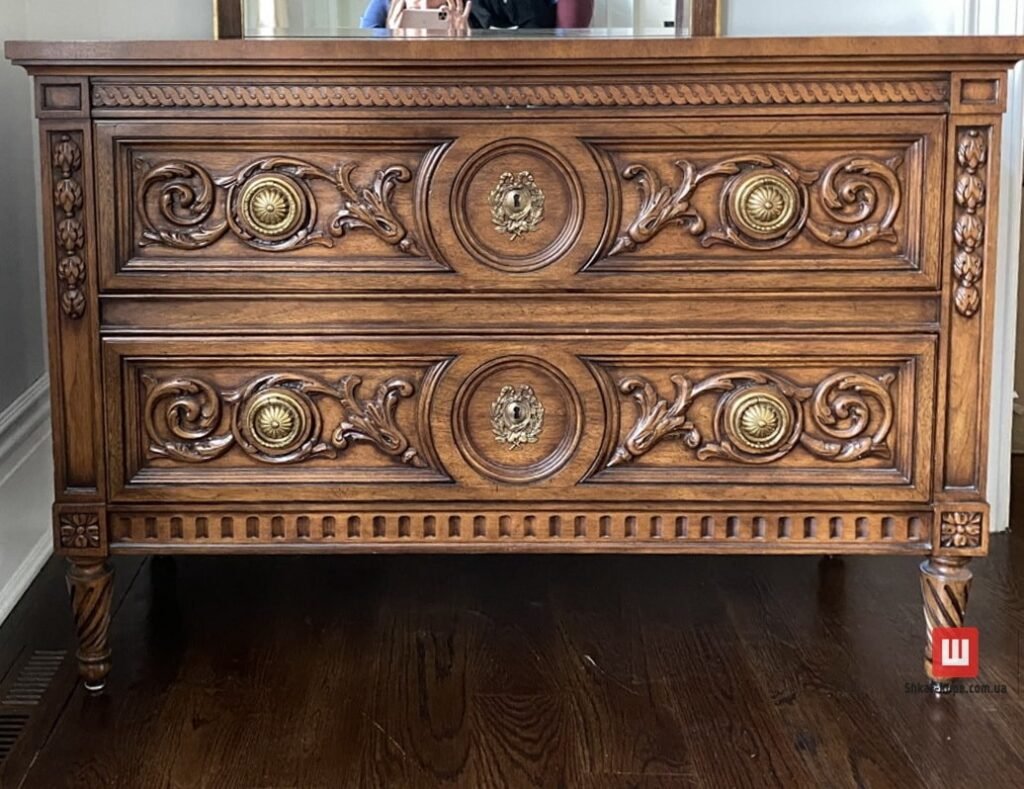 Класическая деревянная тумба под заказ