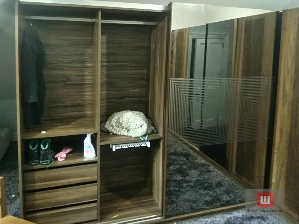 купить шкаф-купе в гостиную Киев