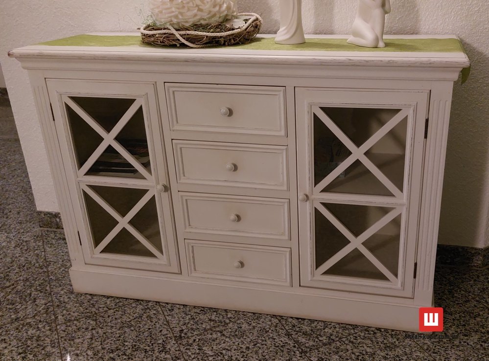 комод деревянный классический фото