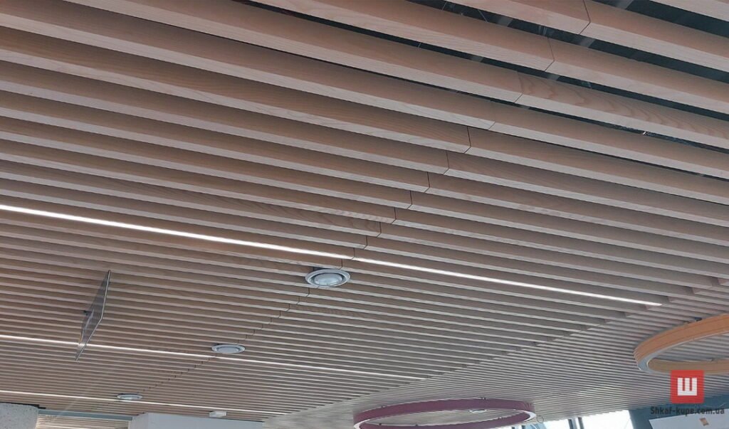 потолочные реечные панели