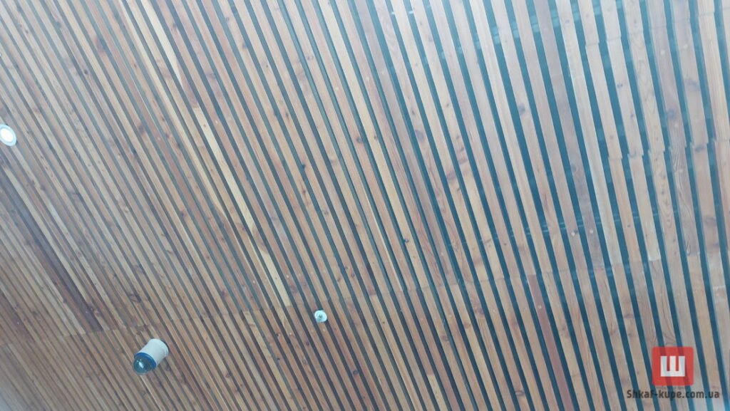 декорирование декоративными панелями из дерева