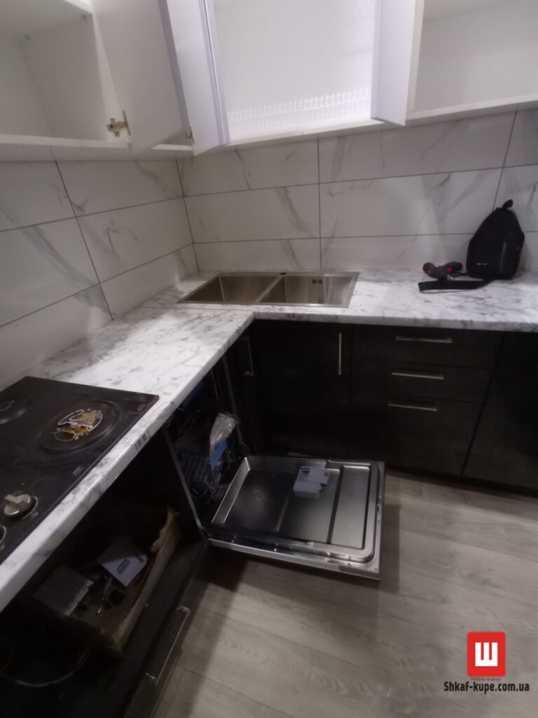 Порядок сборки кухни