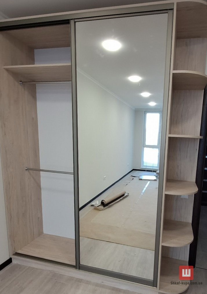 двухдверный шкаф купе зеркальный